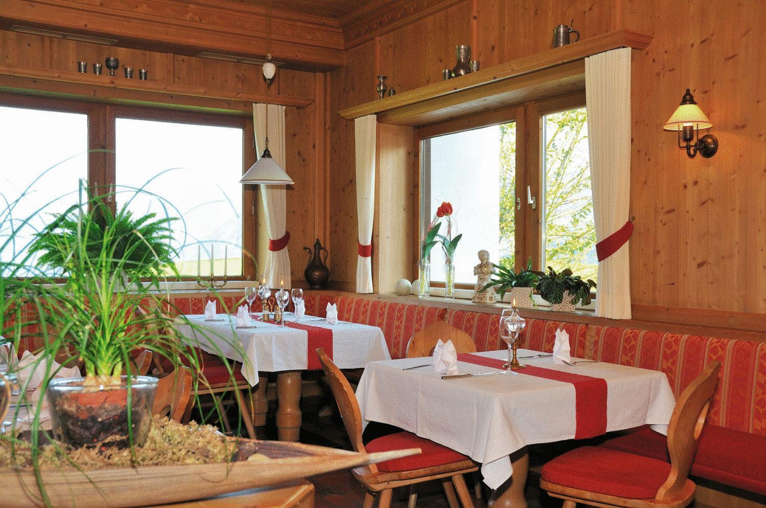 Gasthof Und Hotel Rieder Gmbh Jenbach Εξωτερικό φωτογραφία